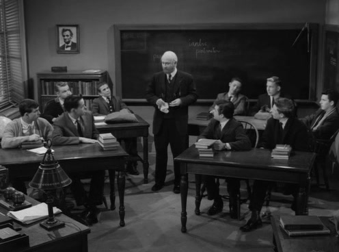 the_twilight_zone_all_156-102-the_changing_of_the_guard